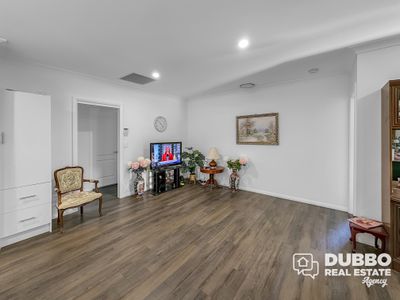 15 Bayou Avenue, Dubbo
