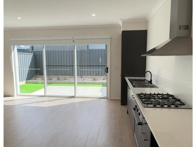 6 Castlecrag Wy,, Strathtulloh