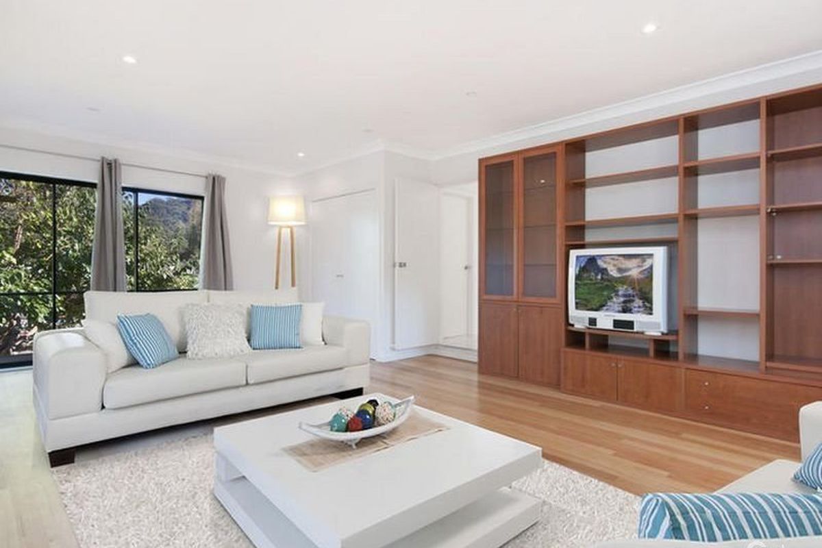 13 Lock Avenue, Springfield