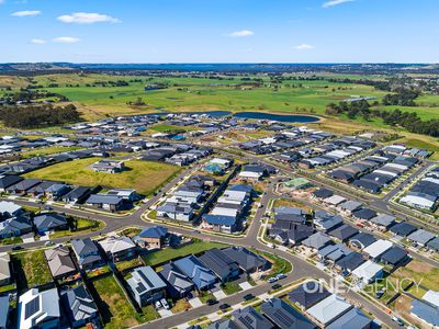 4 Brotheridge Avenue, Calderwood