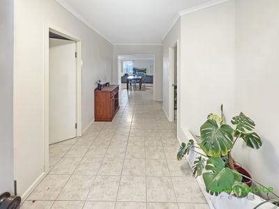 8 Orlando Avenue, Bibra Lake