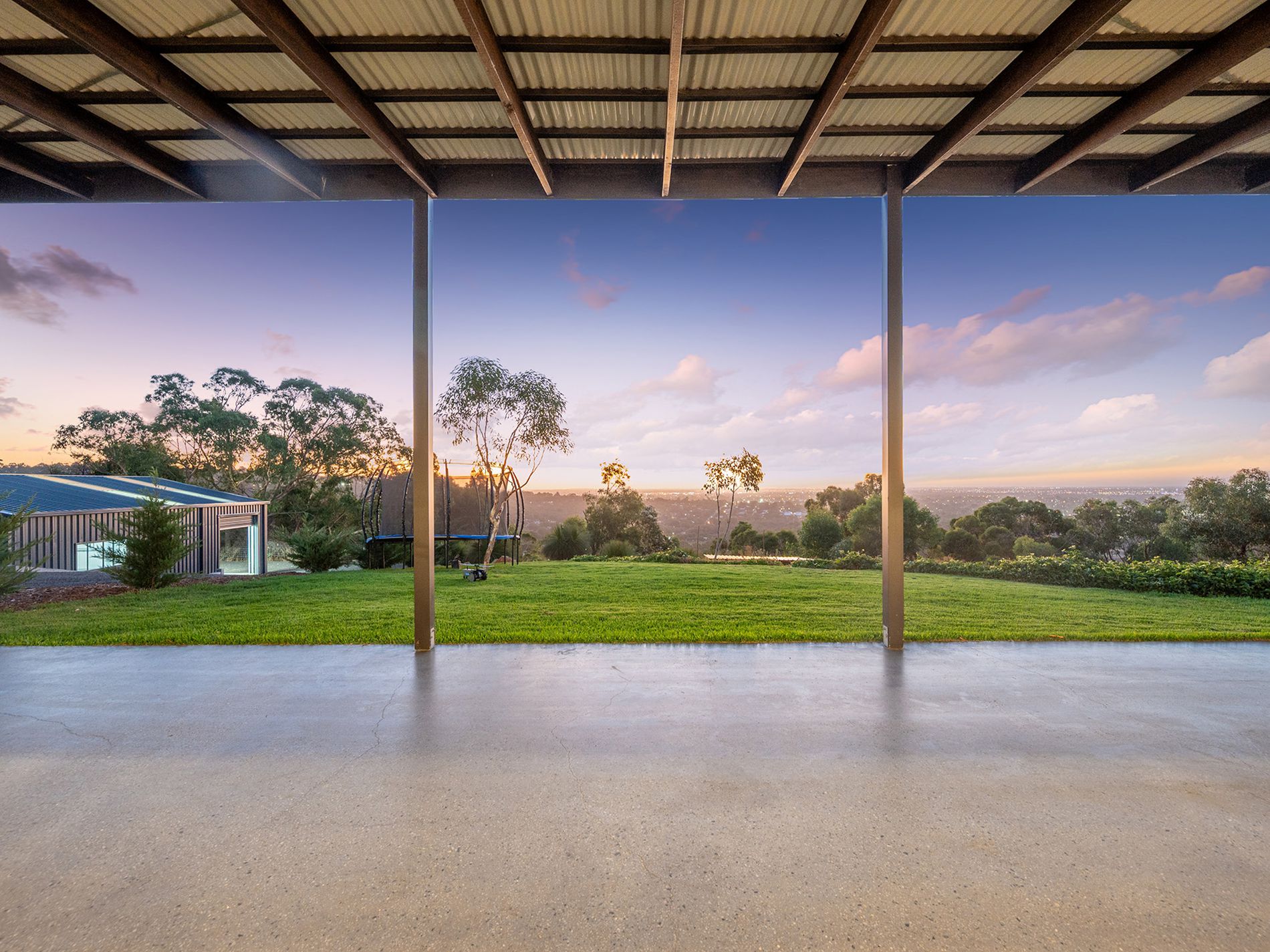 17 Bromfield Drive, Kelmscott