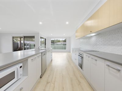 12b Leaders Way, Wauchope