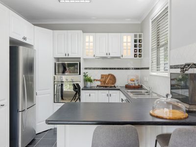 22 MARTINDALE CRESCENT, Seymour