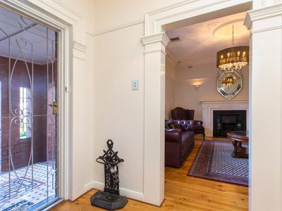 23 Brenton Avenue, South Plympton