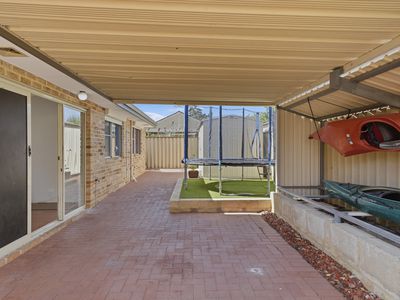 11 Estcourt Road, Redcliffe