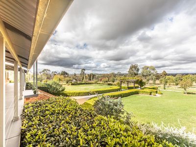 6R Harefield Road, Dubbo