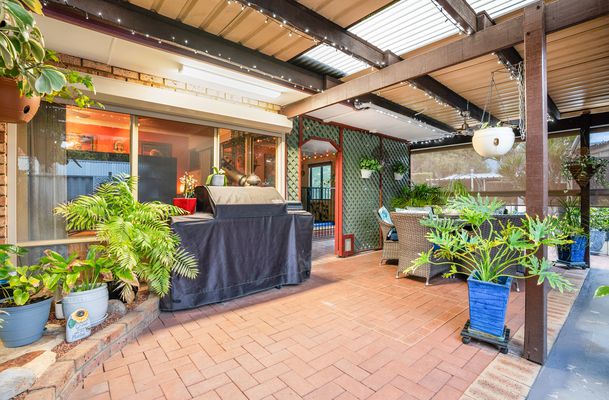 19 Conway Loop, Waikiki