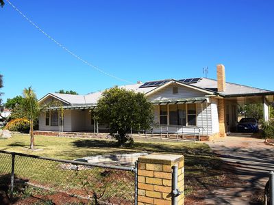 16 Meering Road, Quambatook