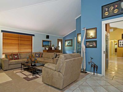 27 Bass Street Barellan Point, Karalee