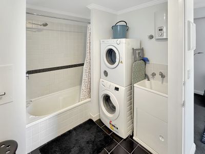 14j / 811 Hay Street, Perth