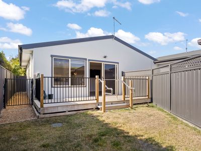 3 / 256 Peel Street West, Summerhill