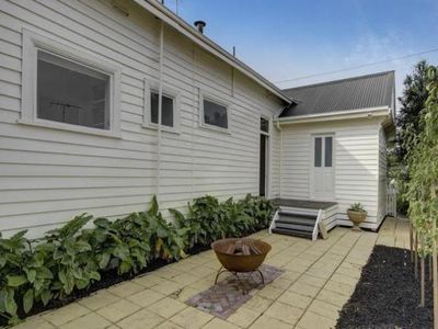 383 Shannon Avenue, Newtown