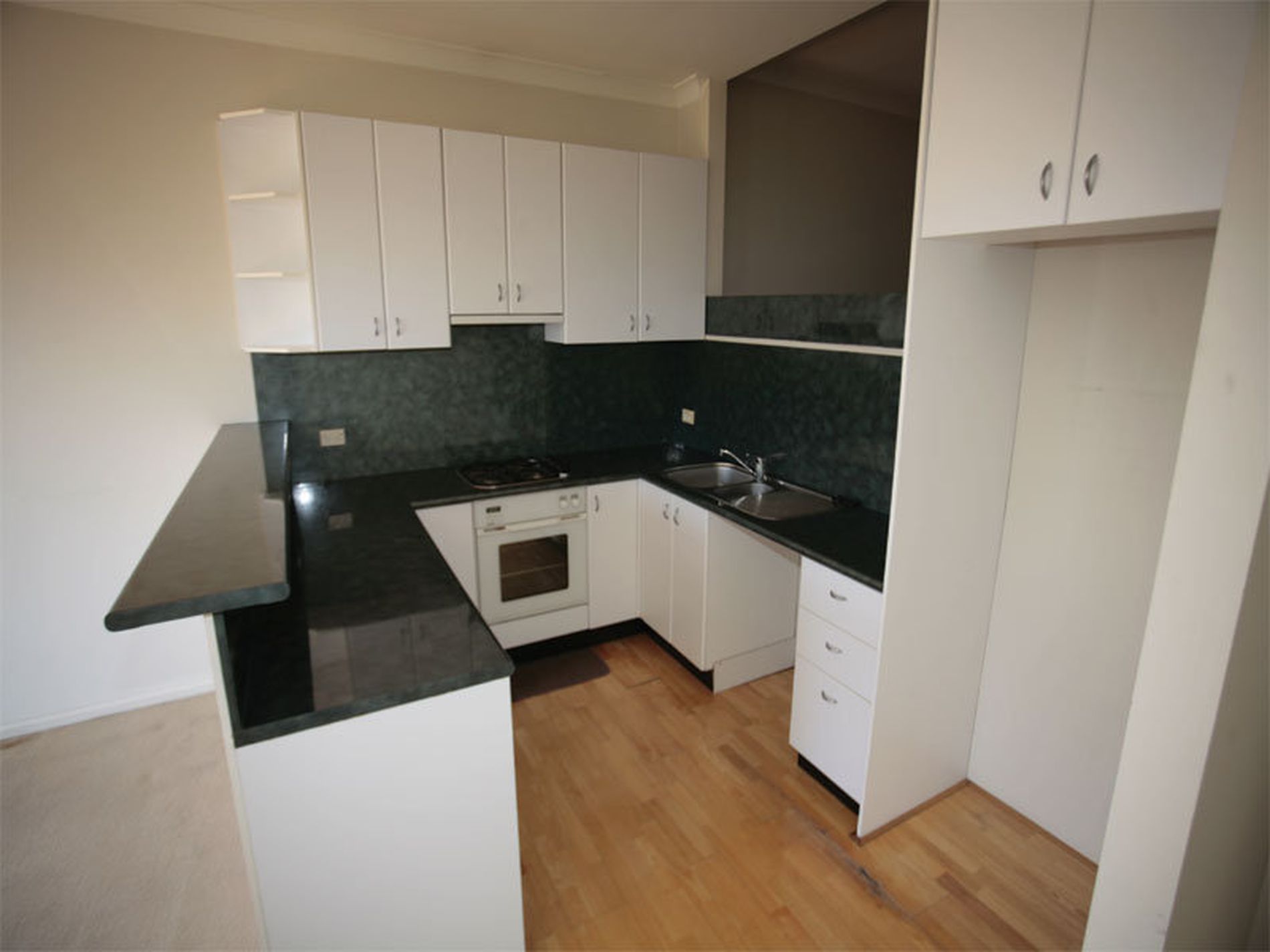 417 / 188 Chalmers Street, Surry Hills