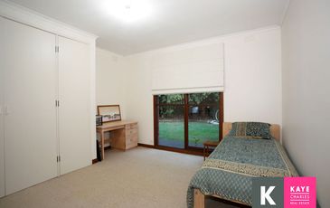 10 Fox Road, Beaconsfield Upper