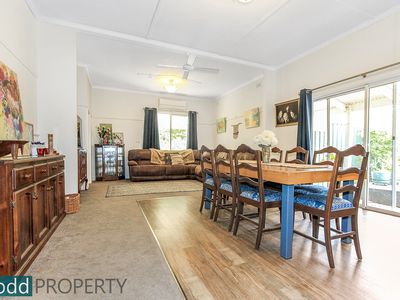 33 Ebden Street, Heathcote