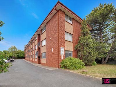 18 / 5 Young Street, Crestwood