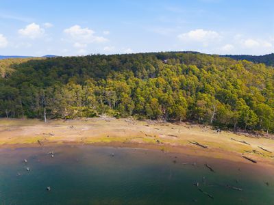 18 Little Spit Road, Lake Leake