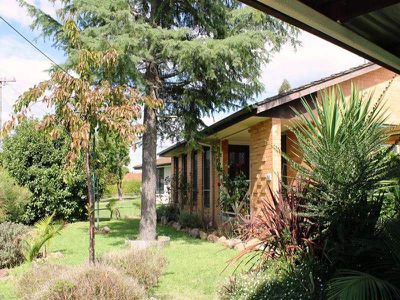 1 WARSAW CRESCENT, Wodonga