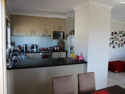 2 / 8B Elwood Street, Golden Square