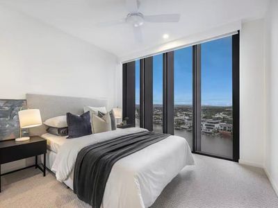 1504 / 15 Cannes Avenue, Surfers Paradise