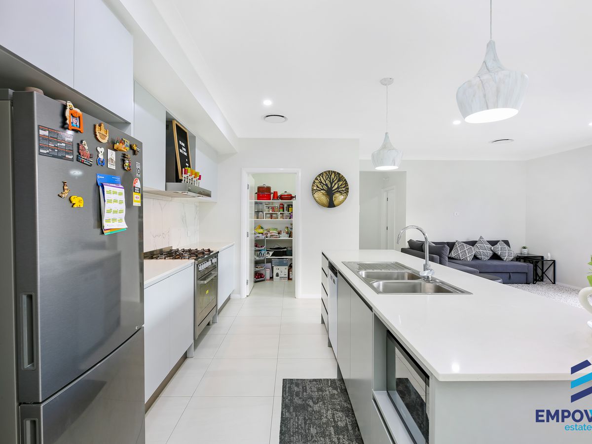 real estate in ingleburn