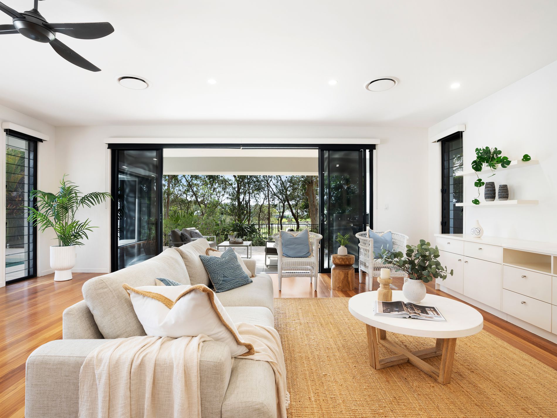 28 Selkirk Way, Peregian Springs