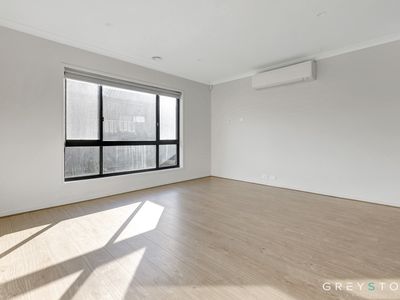 86 McKinley Drive, Truganina