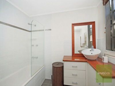 118 Howlett Street, Currajong