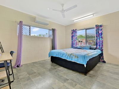 24 Angela Street, Woree
