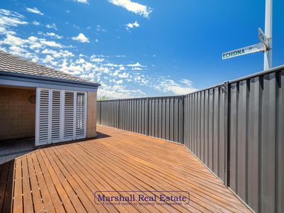 1 Willard Cct, Banksia Grove
