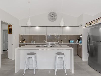 16 Pine Street, Jacobs Well
