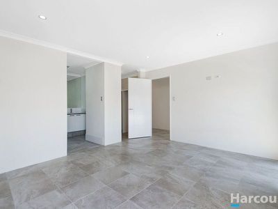 10 Persian Street, Eglinton