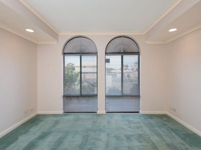 36A Premier Street, Hannans