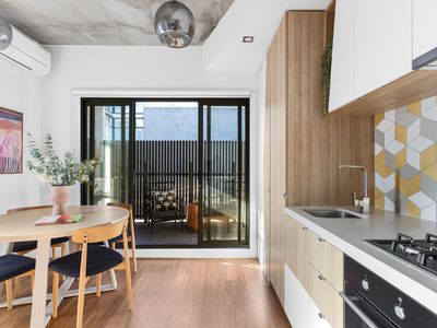 211 / 27 Victoria Street, Footscray