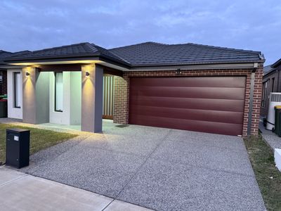 13 stover rd, Clyde North
