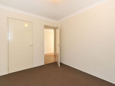 15 Edgecumbe Terrace , Baldivis