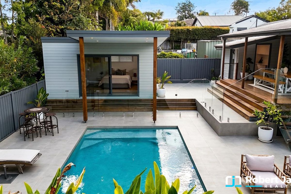 16 Maple Avenue, Tewantin