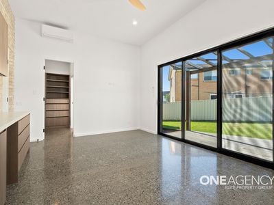4 Mirida Drive, Dolphin Point