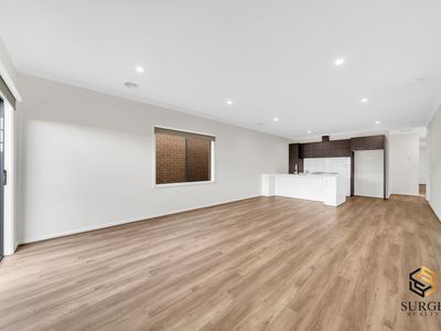 12 Petunia Crescent, Armstrong Creek