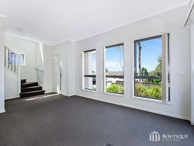 1 / 9 Goldlang Street, Dandenong