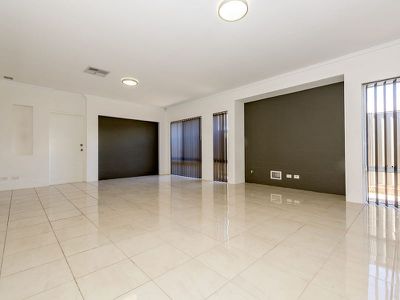 13 Kinsella Avenue , Byford