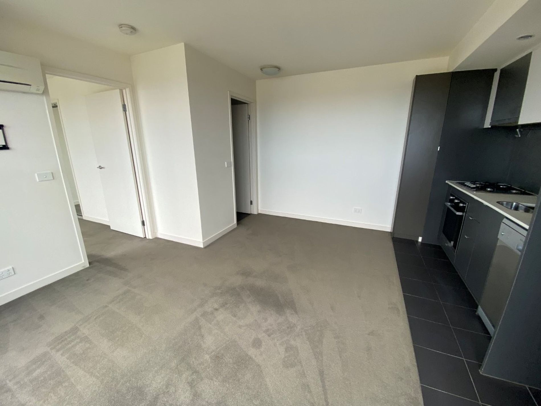 1208 / 240 Barkly Street, Footscray