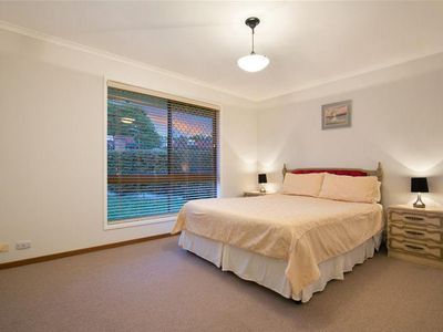 27 Passerine Drive, Rochedale South