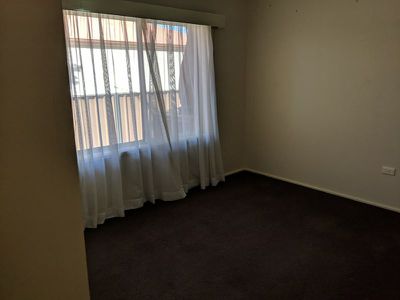 9 Laughton Street, Dubbo