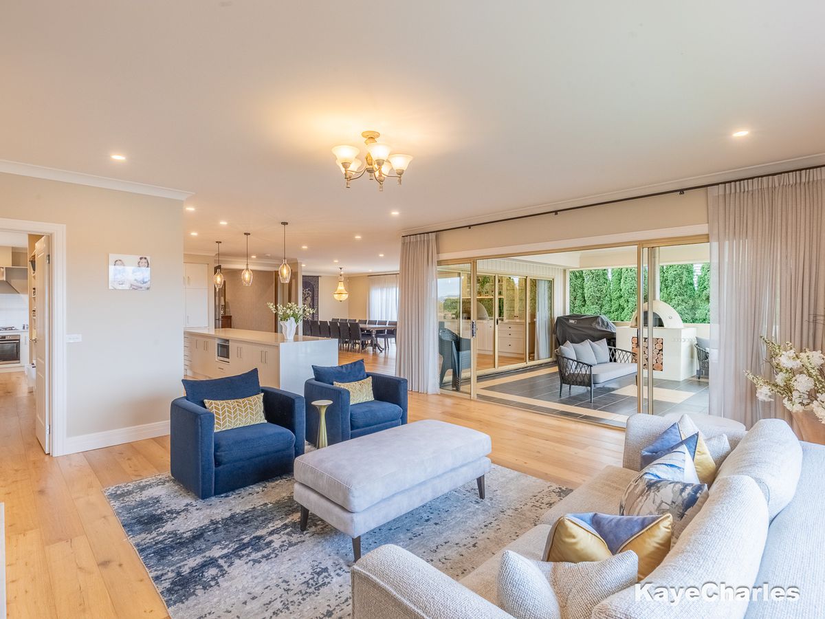 9 Royal Crescent, Beaconsfield