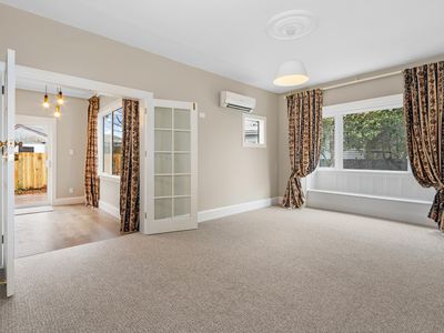 103 Idris Road, Bryndwr