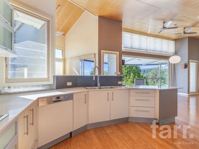 103-105 The Shelf Road, Tamborine Mountain