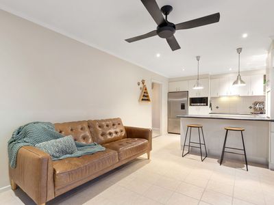 7 Rechner Street, Belmont