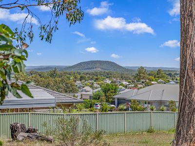 2 Kookaburra Close, Weston